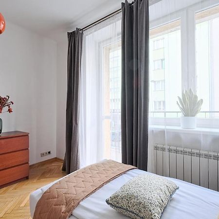 Modern And Cozy - City Center - Dobra 27 Warsaw Luaran gambar